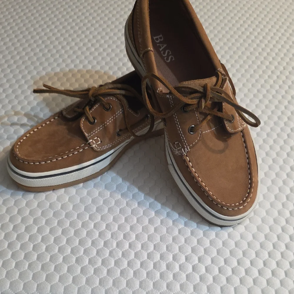 Bass Women's Tan Boat‎ Shoes Sz 9